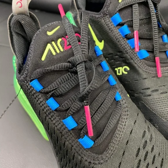 Use - Picture 3 of 3